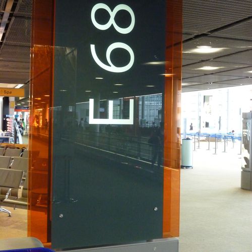 Bodenstehendes Schild - SERISTAL IMAGE VANCEVA PLASTOFLOAT - Macocco - Glas / zur Orientierung / doppelseitig
