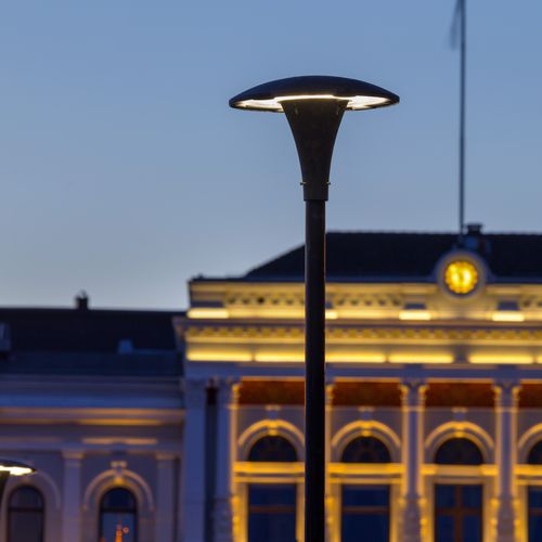 Straßenlaterne - LUNIO - Arcluce S.p.A. - modern / Aluminiumguss / mit Diffusor aus Hartglas