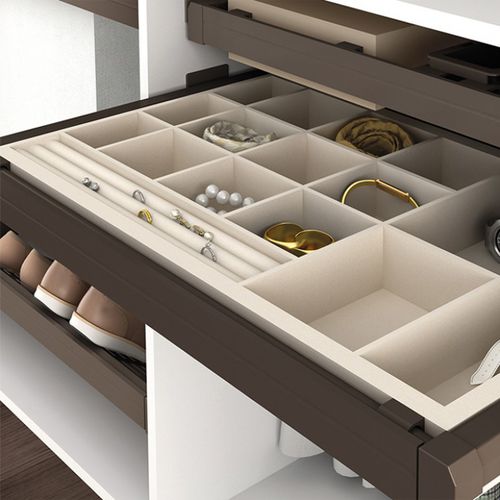 Nussbaum-Schmuckkästchen - OPENSPACE | Sliding doors by Gosimat