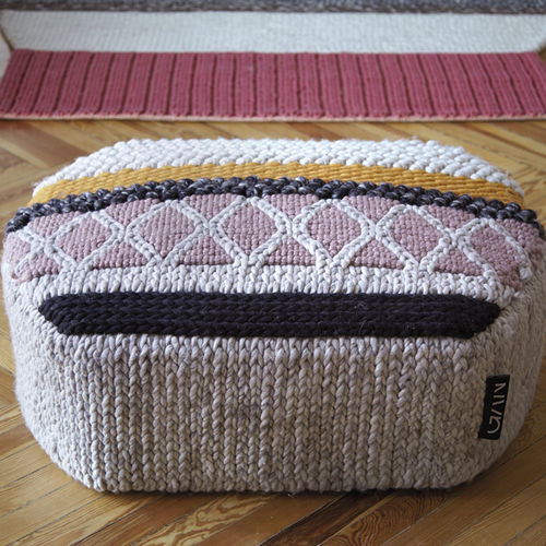 Moderne Ottomane - MANGAS ORIGINAL - GAN RUGS - Wolle / für den Innenraum / von Patricia Urquiola
