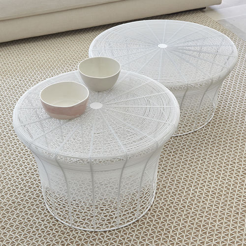 Moderner Couchtisch - ARAM - GAN RUGS - thermolackierter Stahl / Gestell aus rostfreiem Edelstahl / rund