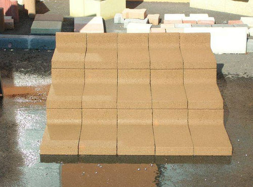 Beton-Treppenkante - Perin