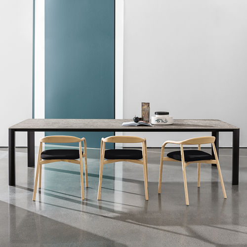 Moderner Esstisch - KODO - Sovet Italia - lackiertes Glas / Milchglas / Keramik