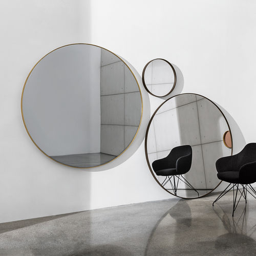 Wandmontierter Spiegel - VISUAL - Sovet Italia - modern / rund / lackiertes Metall