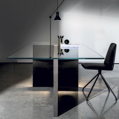 Moderner Esstisch - REGOLO - Sovet Italia - Glas / Gestell aus Eiche / Gestell aus Nussbaum