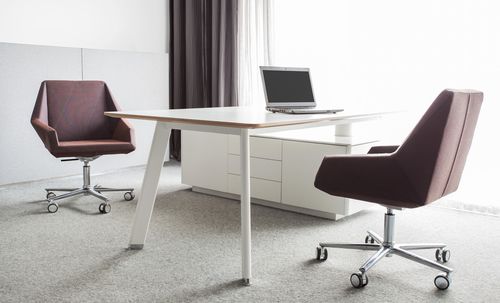 Moderner Bürostuhl - PRISM - NOTI - Stoff / Holz / Gestell aus Aluminium