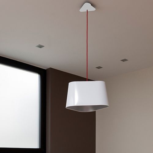Hängelampe - NUAGE - Designheure - lackierter Stahl / Porzellan / modern