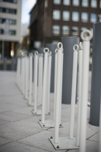 Bodenstehender Fahrradständer - Grazz Bike Rack - Keha3  - gesichert / originelles Design / für Spielplätze