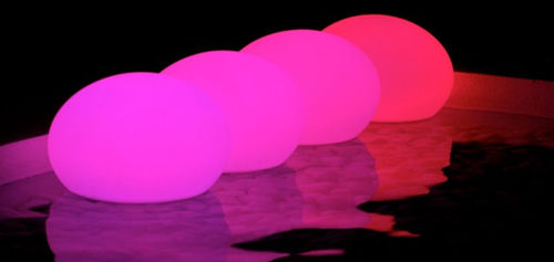 Schwimmende Lampe - FLATBALL  - Smart & Green - Tisch / Kunststoff / modern