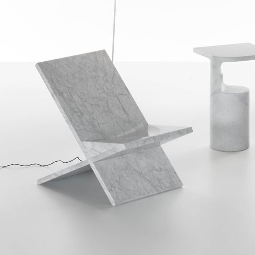 Moderne Liege - SULTAN - Marsotto - Marmor / von Konstantin Grcic