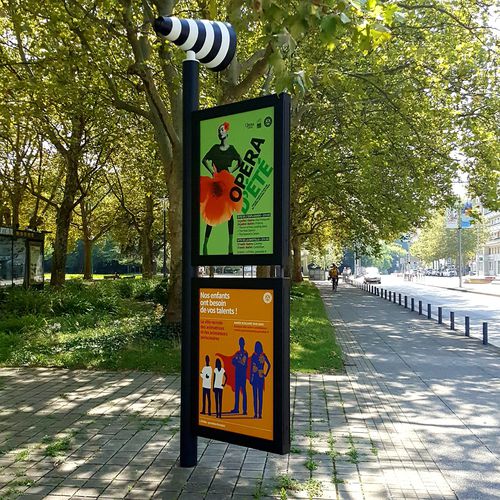 Infotafel für öffentliche Bereiche - VOX - TF URBAN