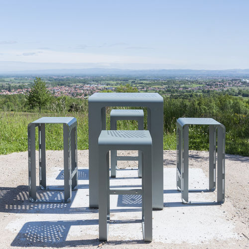 Moderner Hocker - ZIG&ZAG - TF URBAN - Stahl / Gestell aus Stahl / mit Kufengestell