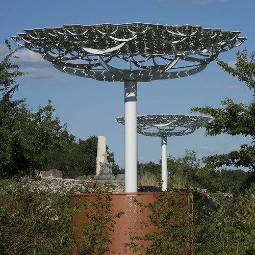 Stahlskulptur - LA RONDE DES OMBELLES - TF URBAN - Porzellan / für Außenbereich / Garten