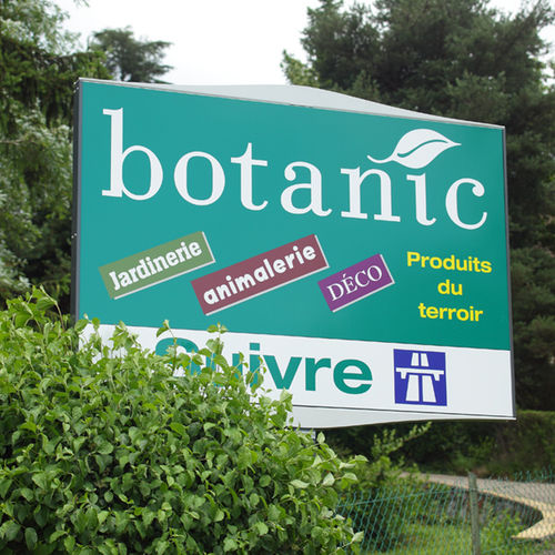 Stahlschild - LARGE FORMAT - TF URBAN - galvanisiertem Stahl / beleuchtet / für Außenbereich