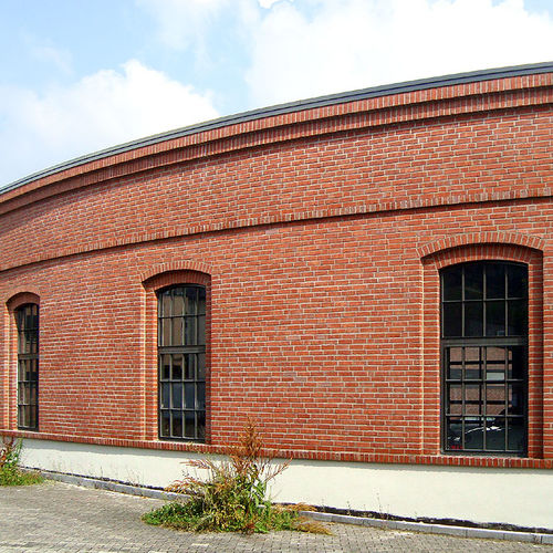 Ziegel für Fassaden - WIESMOOR - Röben - Massiv / isolierend / Relief