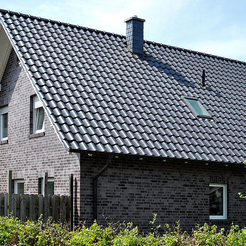 Pfanne-Dachziegel - LIMBURG - Röben - Klinker / rot / schwarz