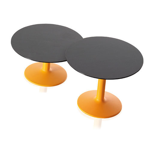 Moderner Couchtisch - COPA - MOBLIBERICA - Glas / Metall / Gestell aus gestrichenem Metall