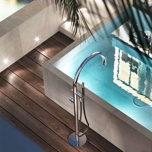 Duschsäule für Außenbereich - ORIGO BATHTUB: C40V.HF.ME - Fontealta - Edelstahl / auf Fuß / modern