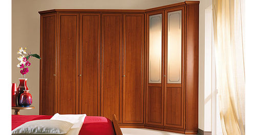 Eckkleiderschrank - PITTI - Homes - klassisch / Holz / mit Schwingtür
