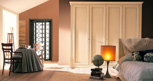 Klassischer Kleiderschrank - SOUL  - Homes - Holz / lackiertes Holz / mit Schwingtür
