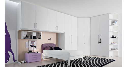 Eckkleiderschrank - CLEVER - Homes - modern / Holz / mit Schwingtür