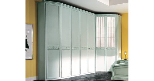 Klassischer Kleiderschrank - DEA - Homes - Holz / lackiertes Holz / mit Schwingtür