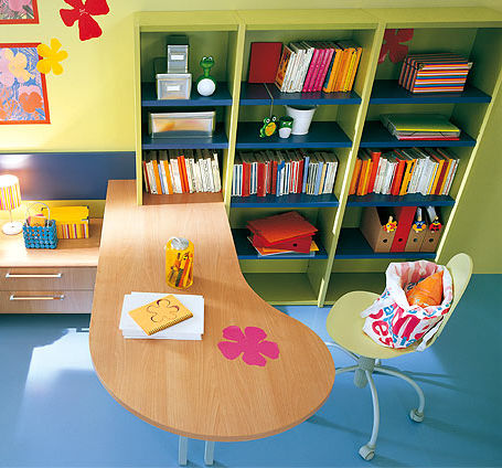 Moderner Schreibtisch - NARDI - Homes - Holz / mit Regal / für Kinder