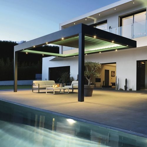 Selbsttragende Pergola - E-MOTION - BIOSSUN - angebaut / Holz / Aluminium