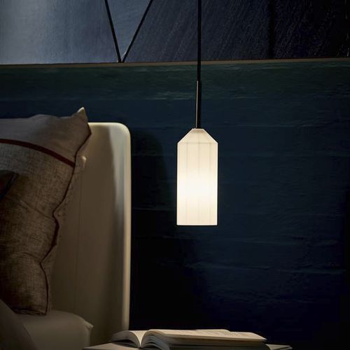 Hängelampe - PLIVERRE - LE KLINT - Opalglas / modern / mit Kabel