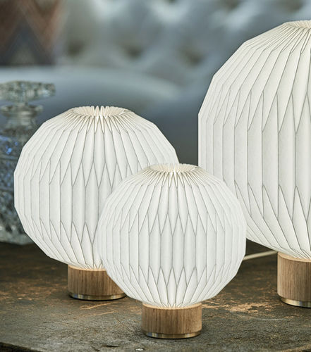 Tischlampe - MODEL 375 - LE KLINT - Messing / Eiche / Papier