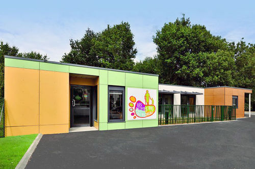 Modulgebäude - PLOREAU 243 m²  - Cougnaud - Fertigbau / Holz / für Kindergarten
