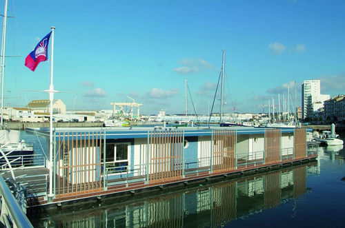 Schwimmendes Gebäude - CCI VENDÉE 122 m²  - Cougnaud - Fertigbau / Holz / für Büro