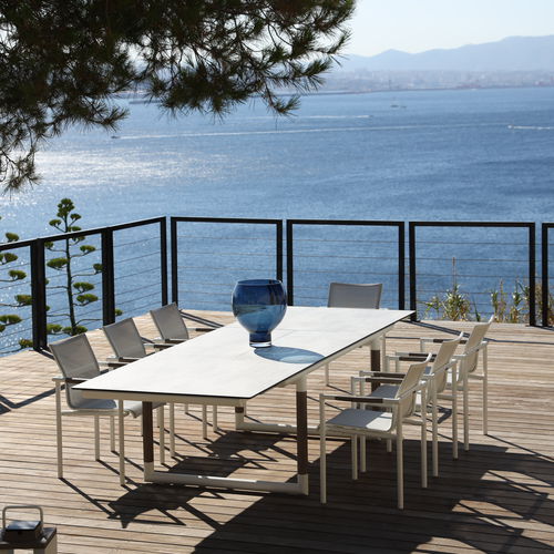 Moderner Tisch - BASTINGAGE - LES JARDINS - HPL / Gestell aus Aluminium / Gestell aus Teakholz