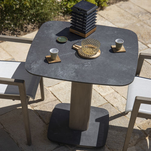 Moderner Bistrotisch - COPENHAGUE - LES JARDINS - HPL / Gestell aus Teakholz / rund