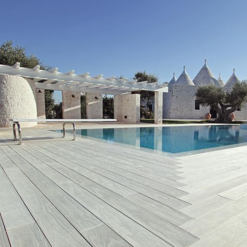 Holz-Terrassendiele - PRIVATE RESIDENCE - Accsys Technologies - Holzoptik / für öffentliches Schwimmbad / nachhaltig