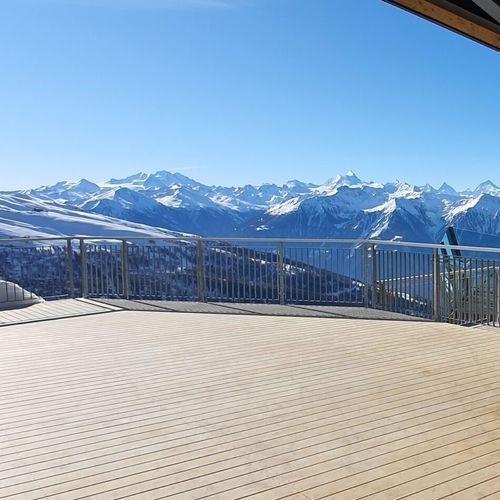 Holz-Terrassendiele - SWISS ALPS - Accsys Technologies - Holzoptik / für Gewerbegebrauch / nachhaltig