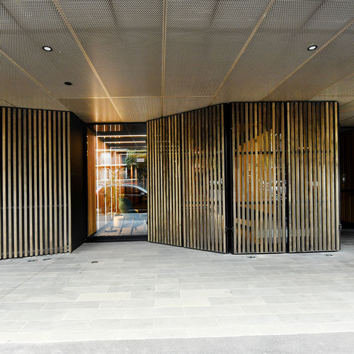 Abnehmbare Trennwand - BLACKWOOD STREET APARTMENTS IN MELBOURNE - Accsys Technologies - festinstalliert / Holz / für professionellen Einsatz