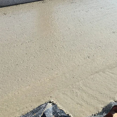 Beton mit leichter Gesteinkörnung - HIGHPAVE™ - Aggregate Industries - faserverstärkt / hochleistungsfähig / hochbelastbar