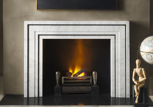 Moderne Kaminumrandung - THE EALING - Chesneys - Marmor / Stahl