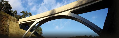 Stahlbetonbrücke - INFRASTRUCTURE WORKS - Cornish Concrete Products  - Verkehr / Fertig