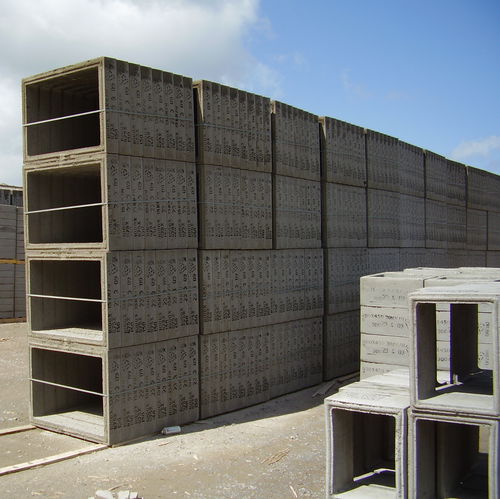 Fertigbeton-Abwasserschacht - HIC - CPM Group Ltd 