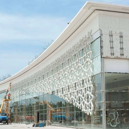 Sonnenschutzlamelle / UHPC Ductal© Beton - Lafarge  - für Fassaden / vertikal / stationär
