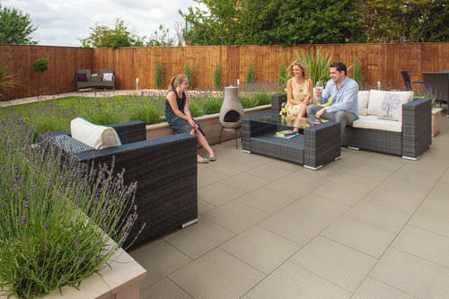 Betonfliesen - WILDWOOD - Marshalls plc  - poliert / für Außenbereich / für Garten