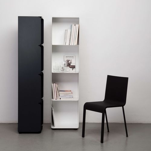 Modernes Bücherregal - Collar  - Quodes - Blech / pulverbeschichteter Stahl / maßgefertigt