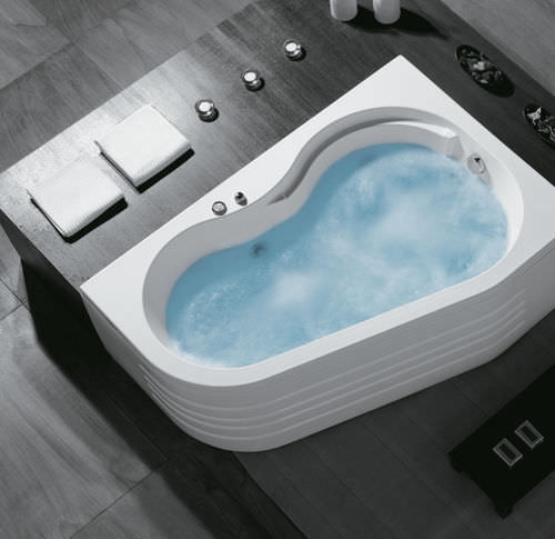 Badewanne für Eckeinbau - CLASSIC: WAP - COLACRIL - Acryl / Massage / weiß