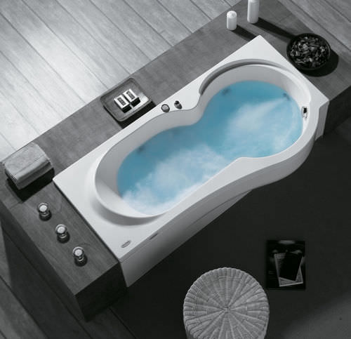 Acryl-Badewanne - CLASSIC: STAR - COLACRIL - Massage / weiß