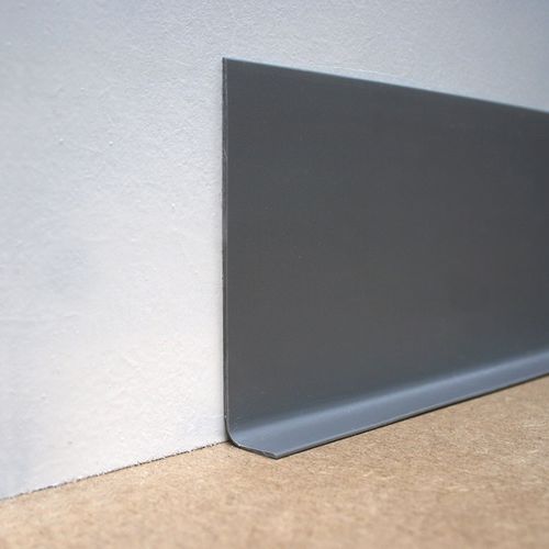 Schwarze Zierleiste - KSO  - LITOKOL - PVC / für Eckeinbau / L-förmig