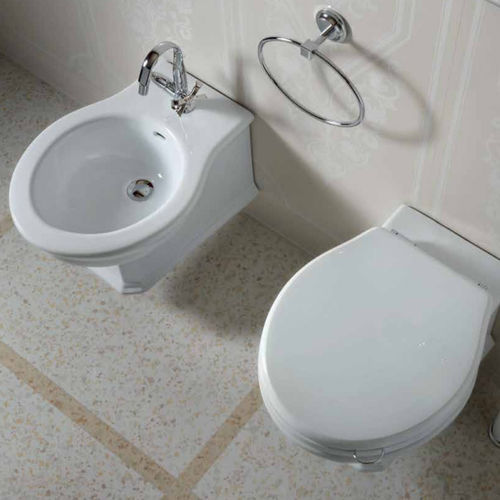Wandhängendes WC - VENETIA - PETRACER'S CERAMICS - Keramik / modern