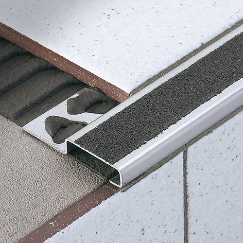 Edelstahltreppenkante - STAIRTEC FI - PROFILITEC - rutschfest