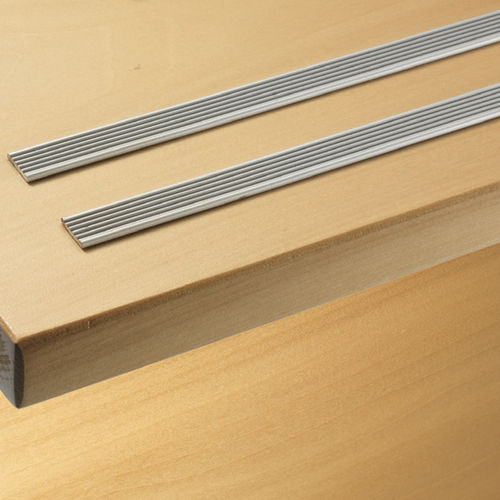 Stahl-Treppenkante - STAIRTEC SW - PROFILITEC - rutschfest